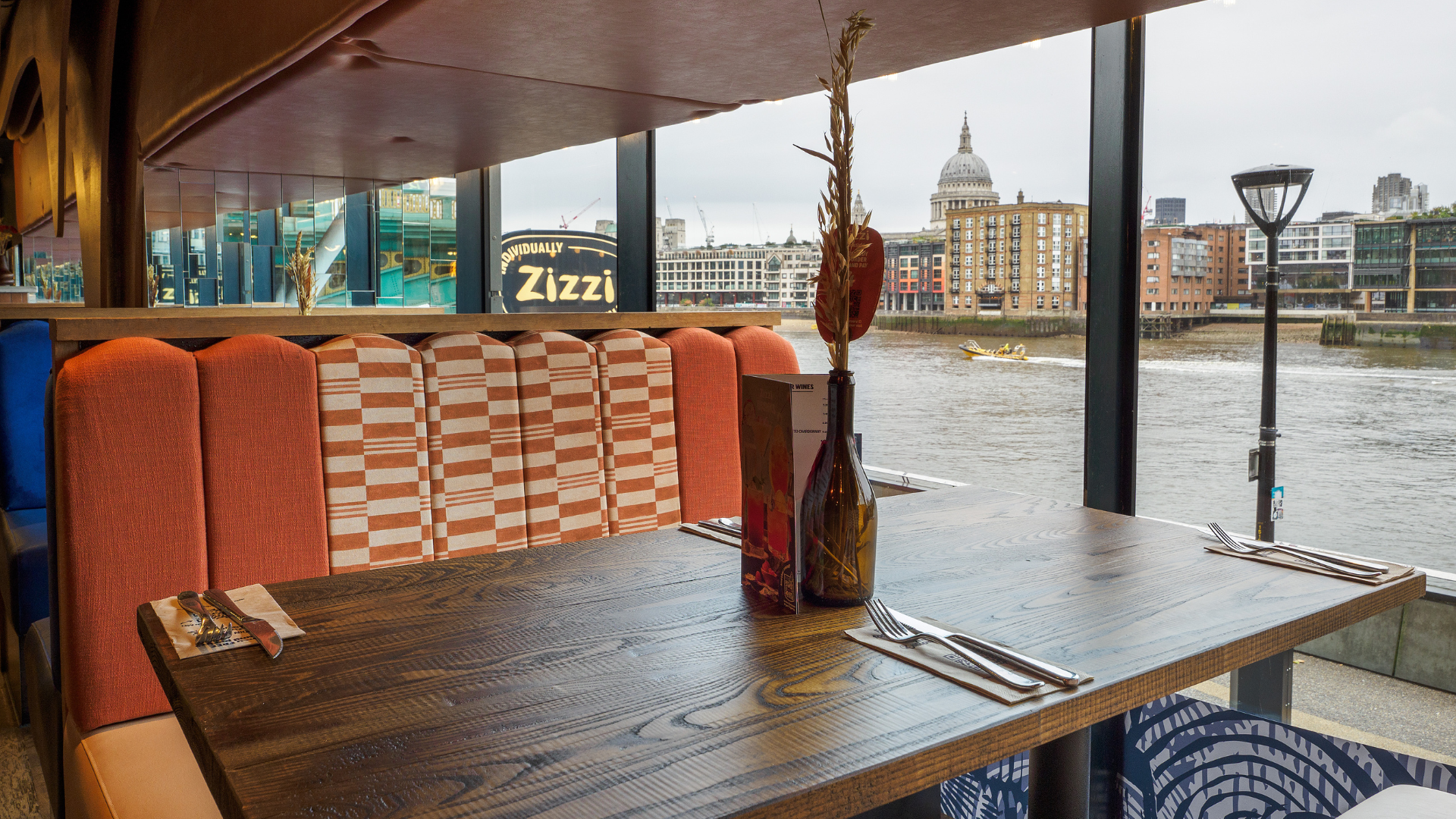 Zizzi Bankside Interiors 